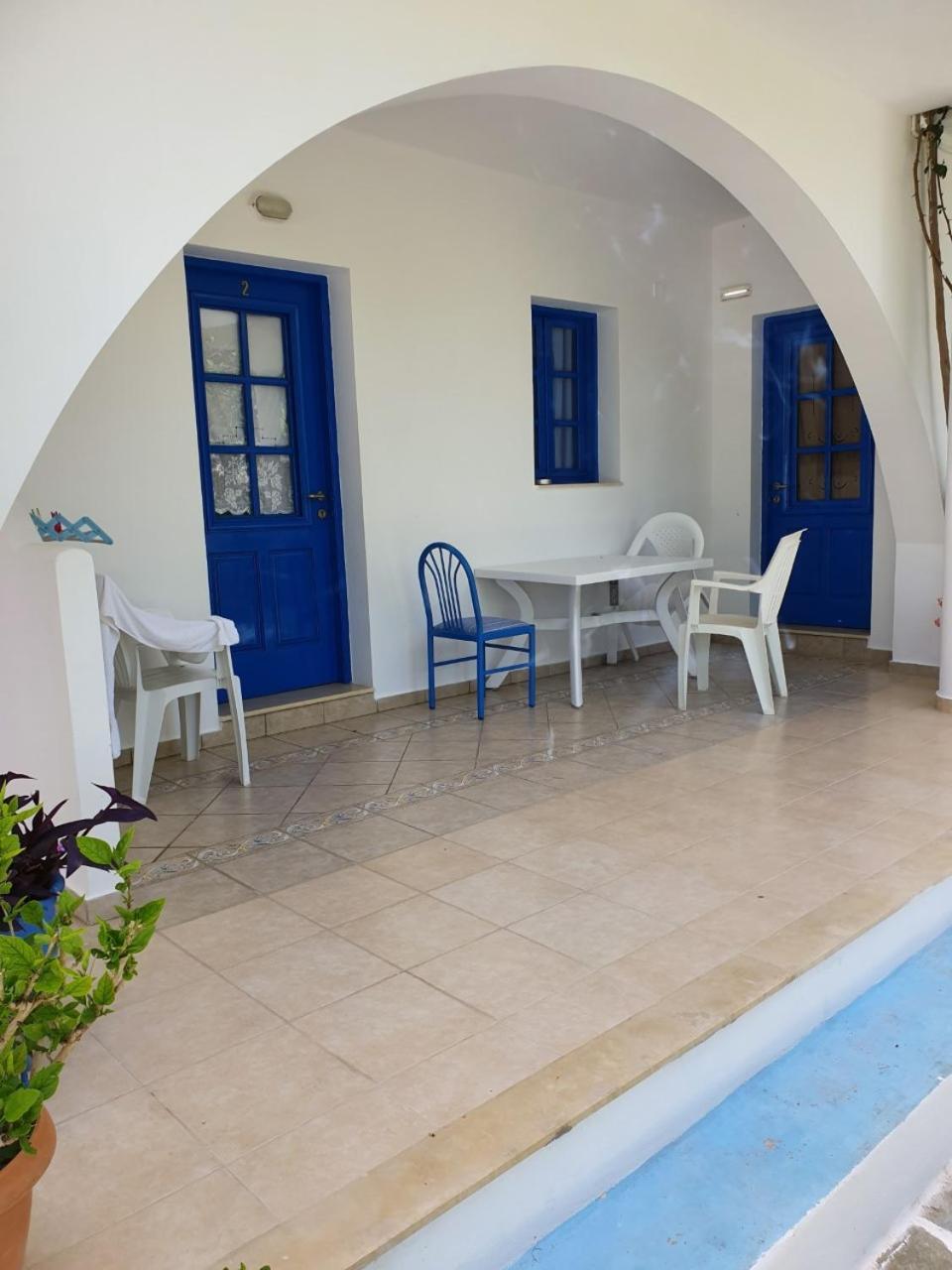 Stegna-Tula Aparthotel Archangelos  Quarto foto